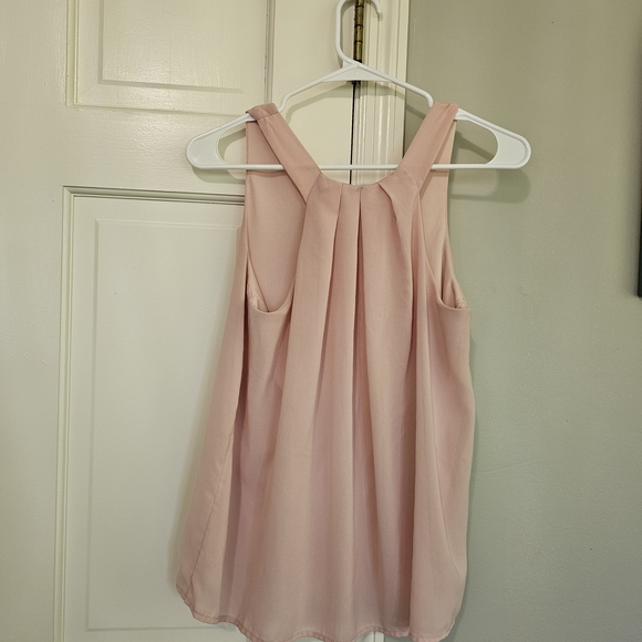 Alya Soft Pink V-Neck Tank Top - Picture 2 of 3